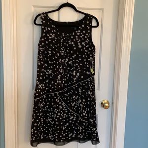 Black/taupe print sleeveless dress
